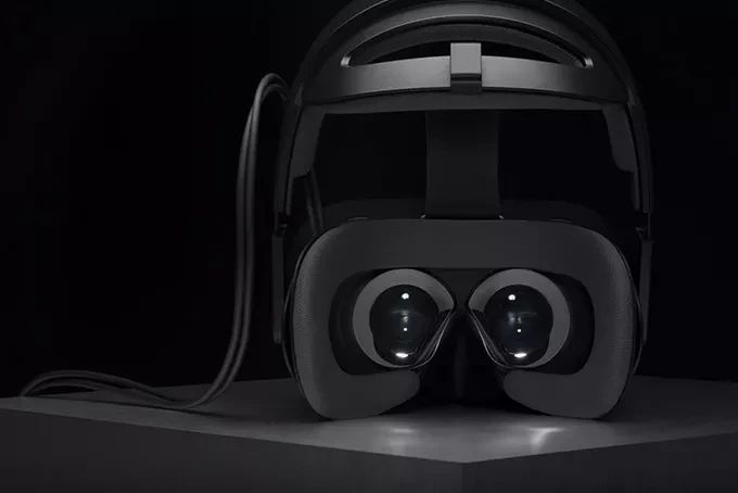 Шлем смешанной реальности Varjo XR-3